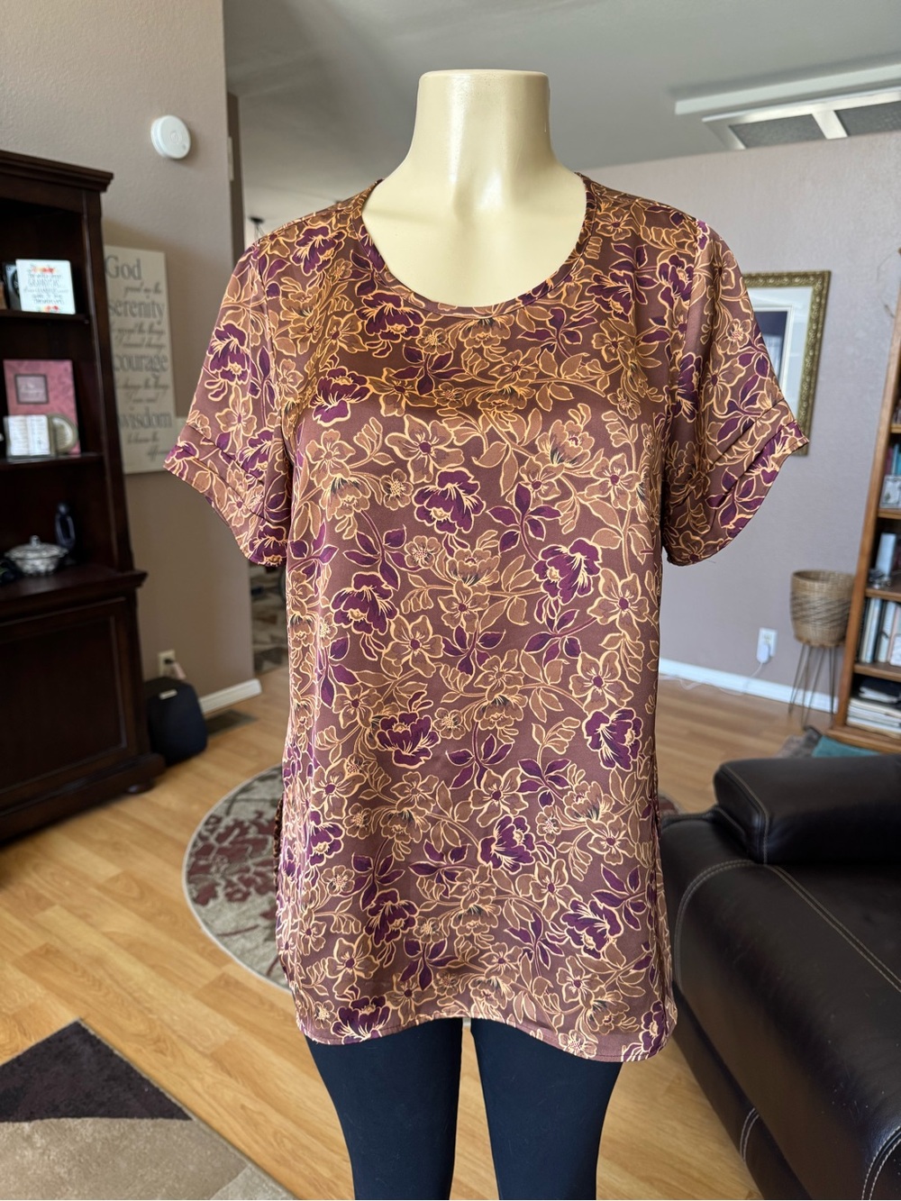 DR2 brown, red & gold silky floral short sleeve blouse-size M